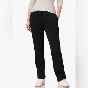 NWT - Amazon Essentials Women's Fleece Straight Leg Sweatpant